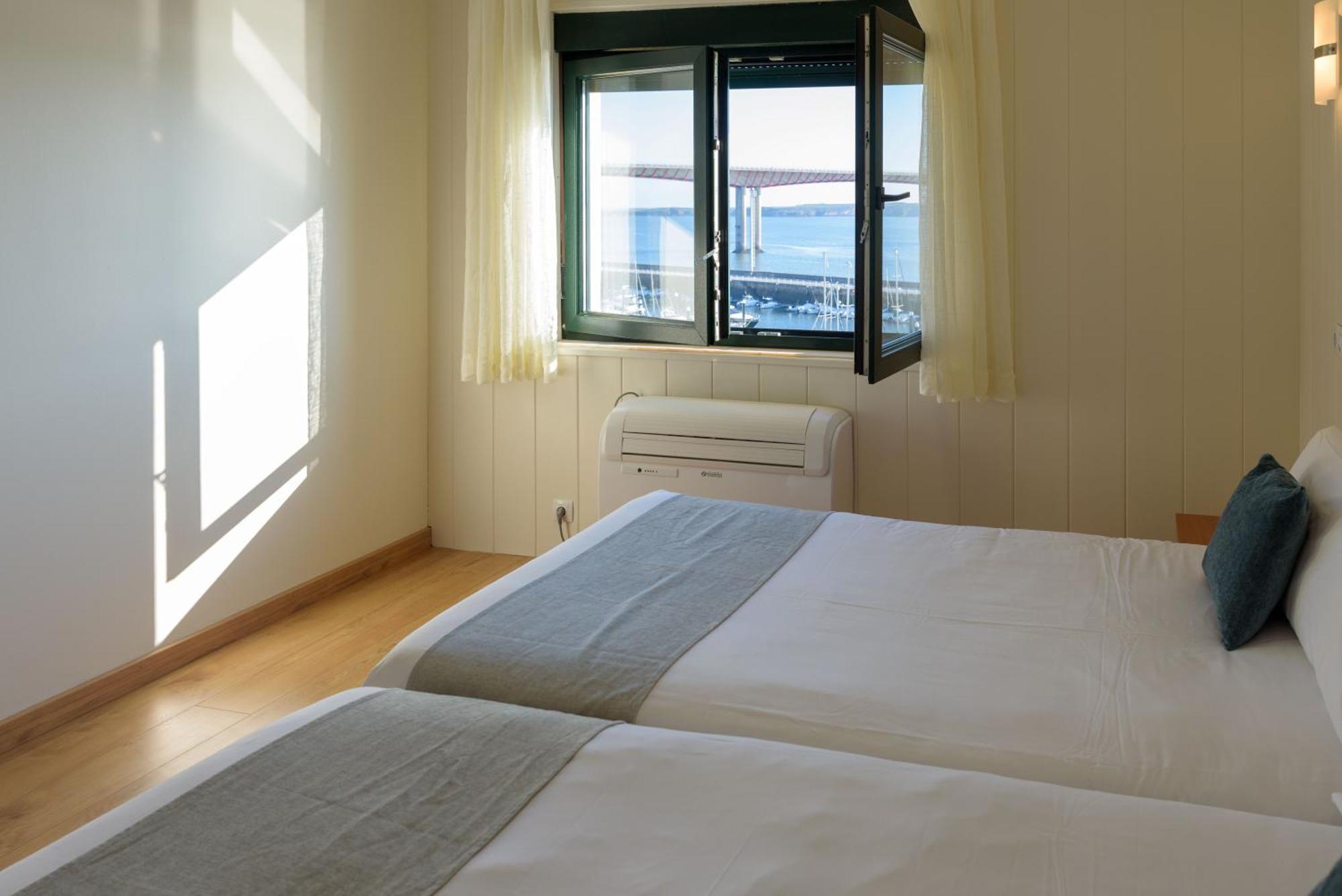 Hotel Alda Fogar Do Marineiro Ribadeo Exteriör bild